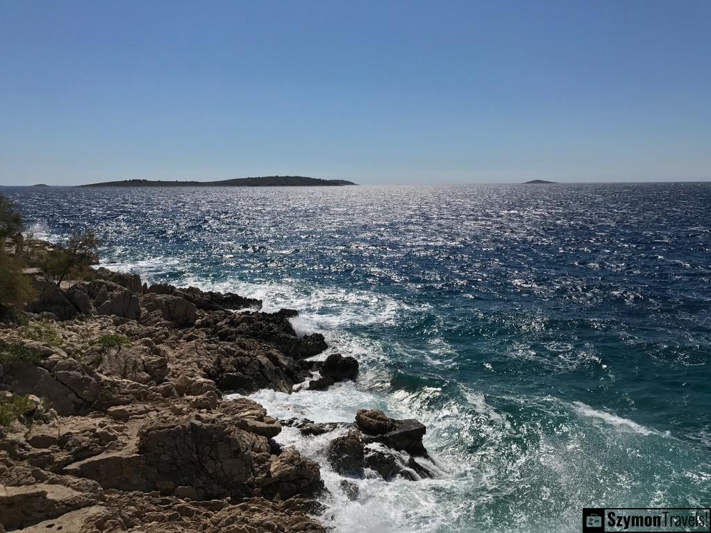 16210230-ED29-47E0-8F2E-E4665D792460_1_105_c 16210230 ED29 47E0 8F2E E4665D792460 1 105 c