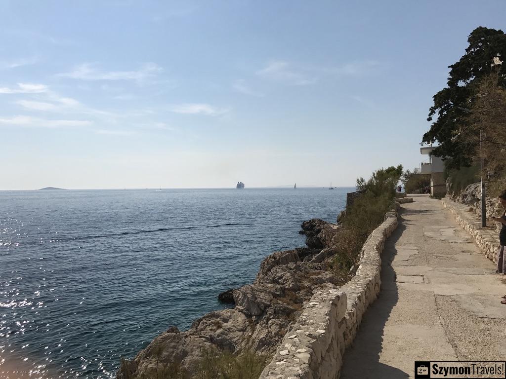 EF361FE6-9E27-4C15-B19A-C7287E705E1D_1_105_c EF361FE6 9E27 4C15 B19A C7287E705E1D 1 105 c