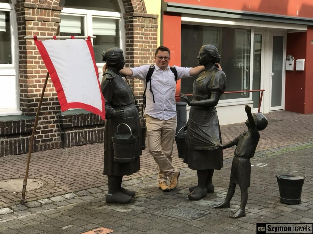 Frauen an der Wasserpumpe, Xanten