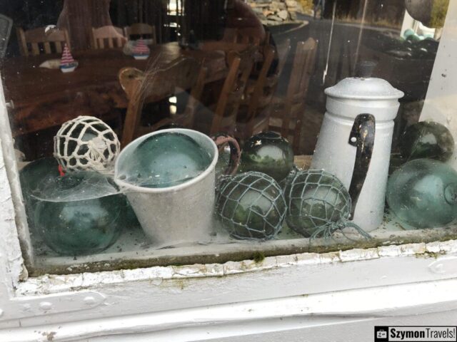 Widok na boje rybackie na wyspie Sotra Widok na boje rybackie na wyspie Sotra