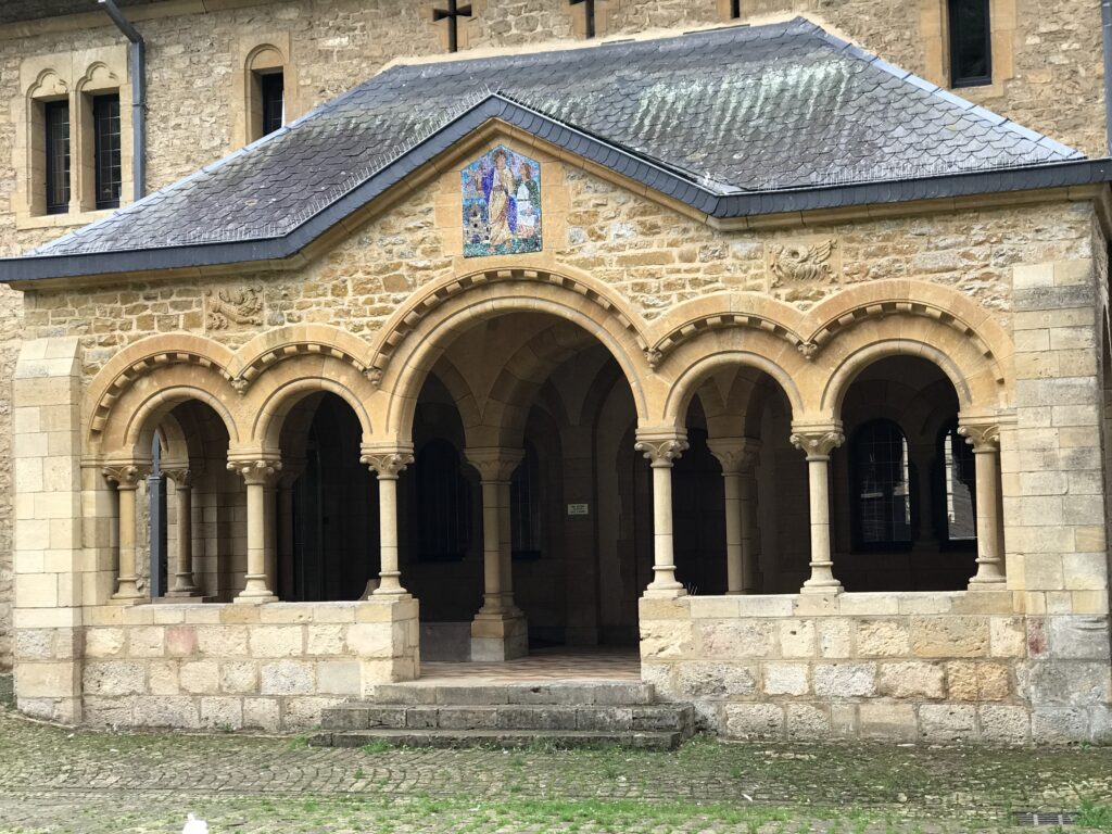 enter to the Abbey of Villers-devant-Orval