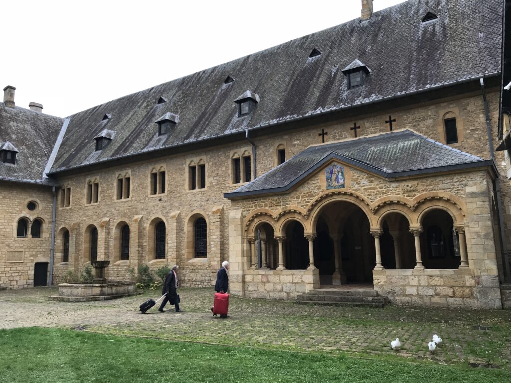 guests at the Abbey of Villers-devant-Orval