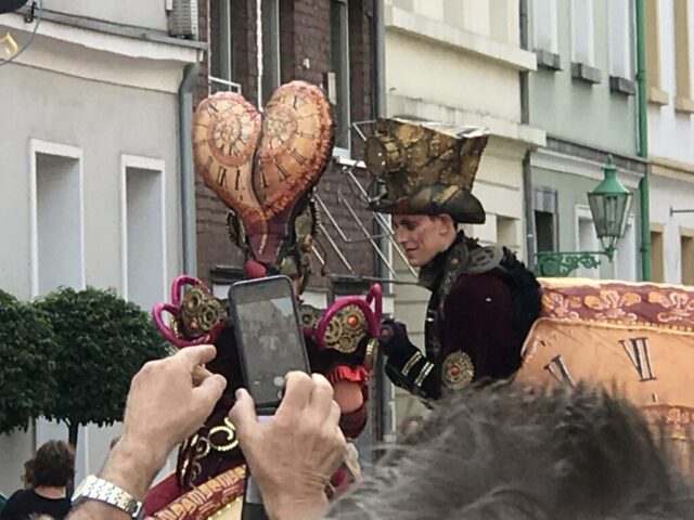 Karnawał uliczny w Düsseldorf