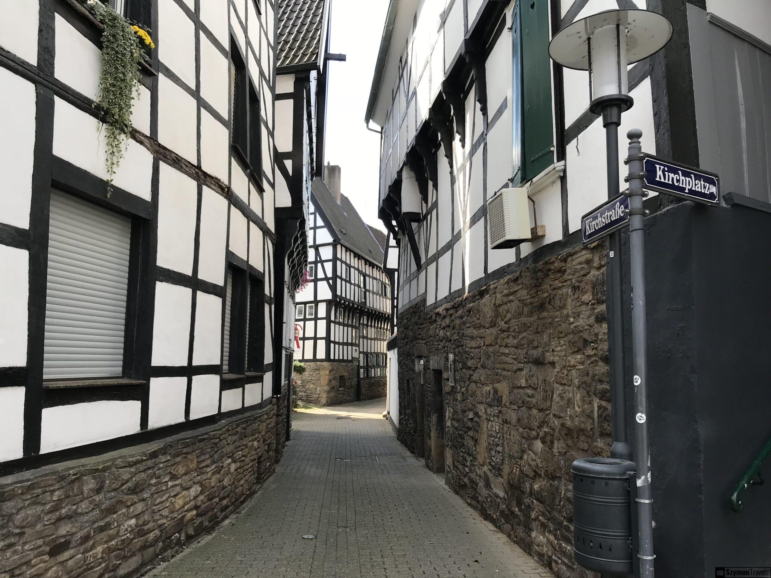 Kirchplatz - Kirchstrasse w Hattingen