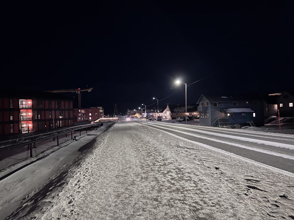 Widok na Longyearbyen