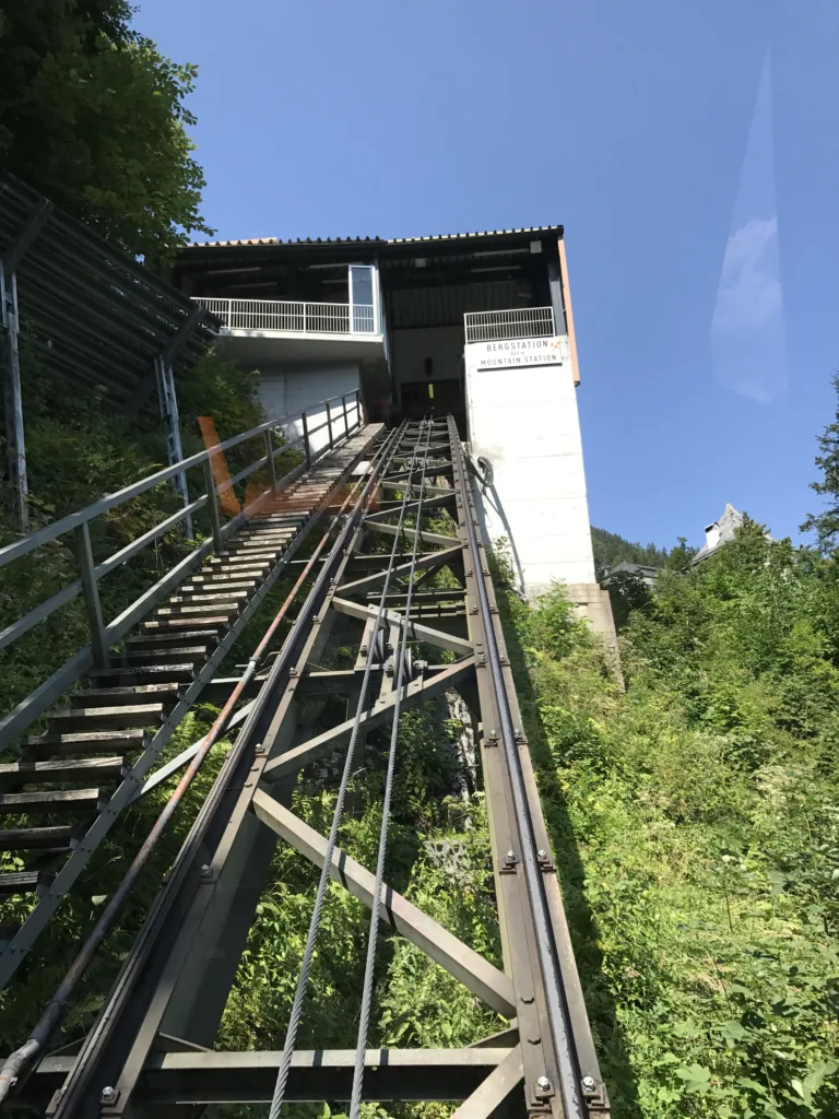 Hallstatt_Salt_Mine_21-scaled Railway up the hill.