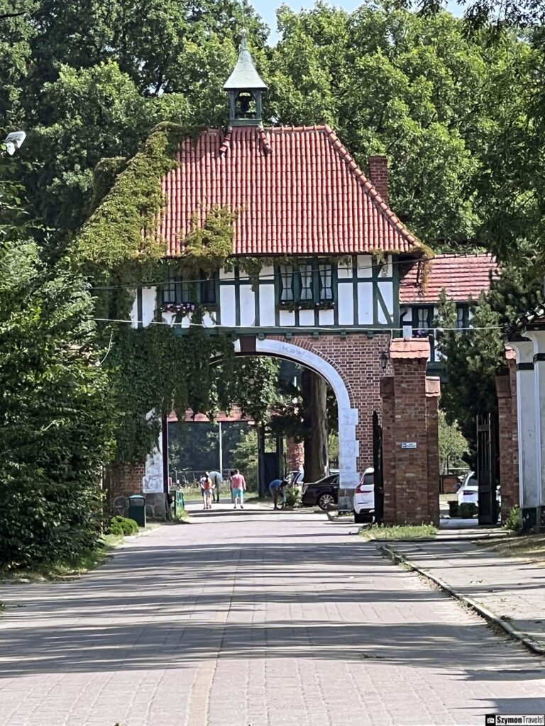 Odkryj piękno Kadyn – historyczny klejnot wzniesiony na Wzniesieniach Elbląskich