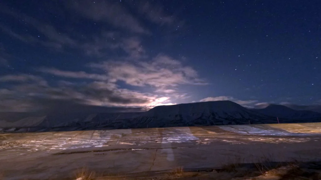 svalbard night