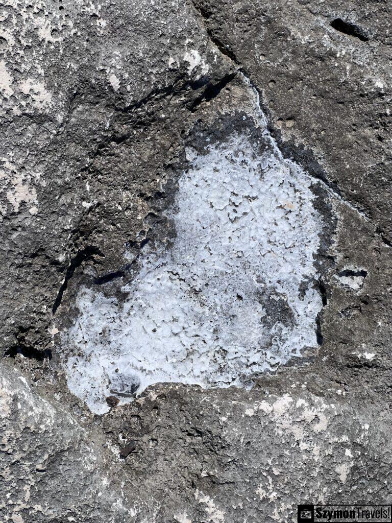 Gdy woda paruje, pozostaje sól