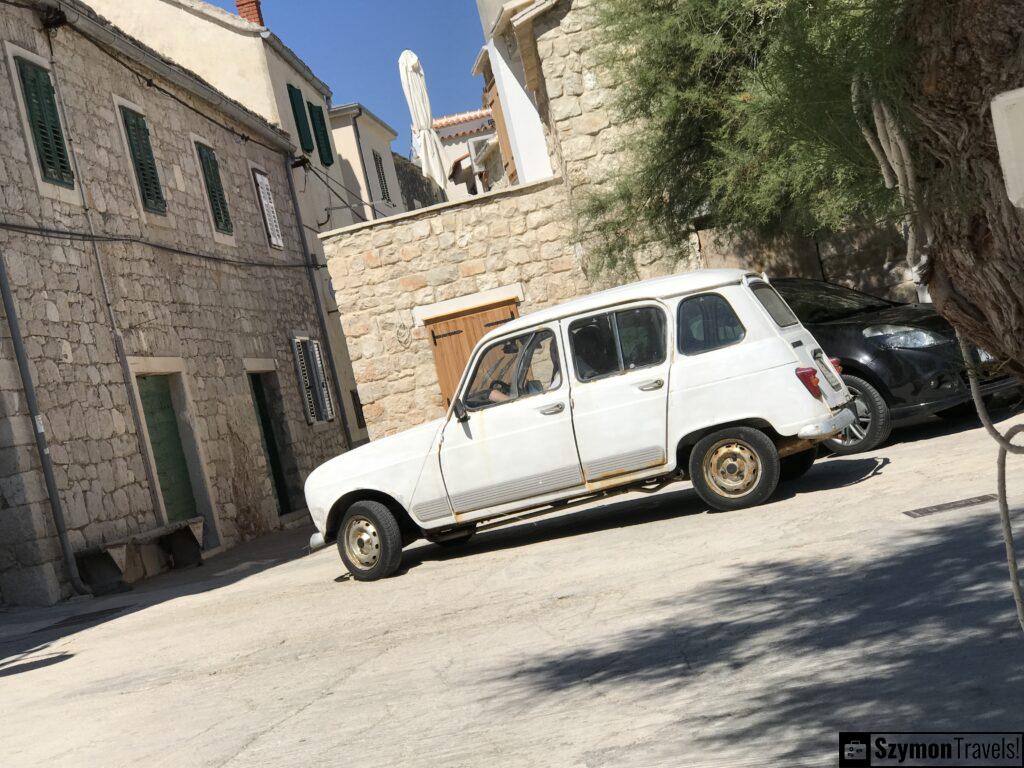 Old Renault at Primosten