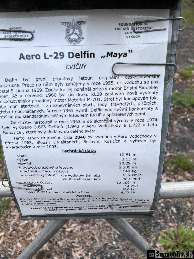 Aero L- 29 Delfin "Maya" Description