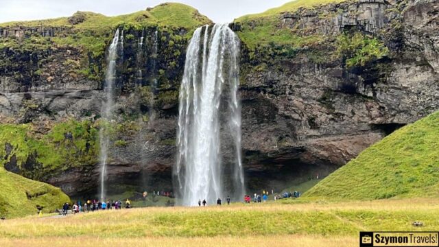Wodospad Seljalandsfoss, Islandia