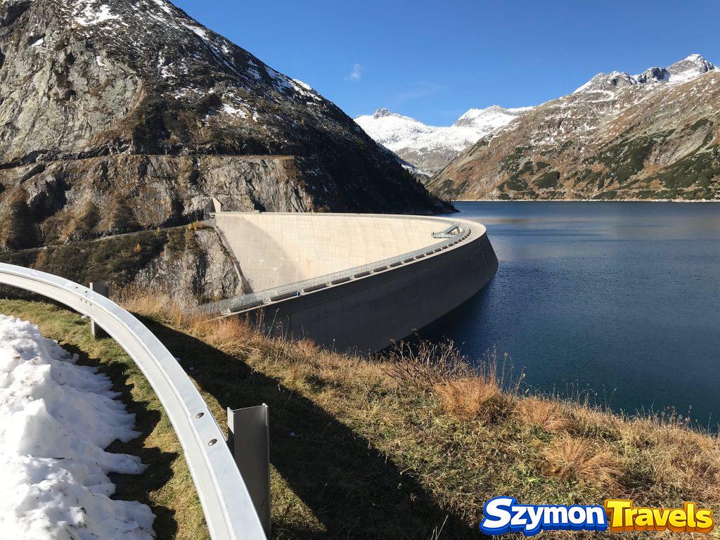 Kölnbreinspeicher – zbiornik za zaporą Kölnbrein Dam Zbiornik Kölnbreinspeicher za zaporą Kölnbrein Dam w Austrii