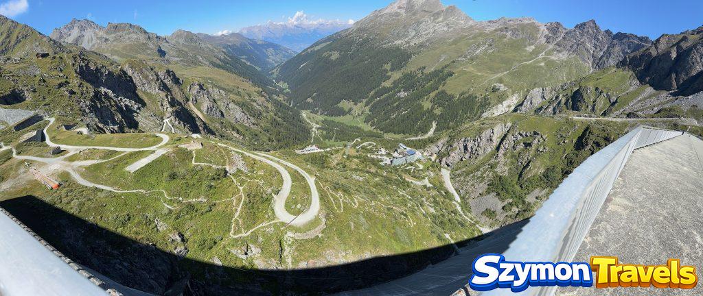 Panorama doliny widziana z korony Grande Dixence
