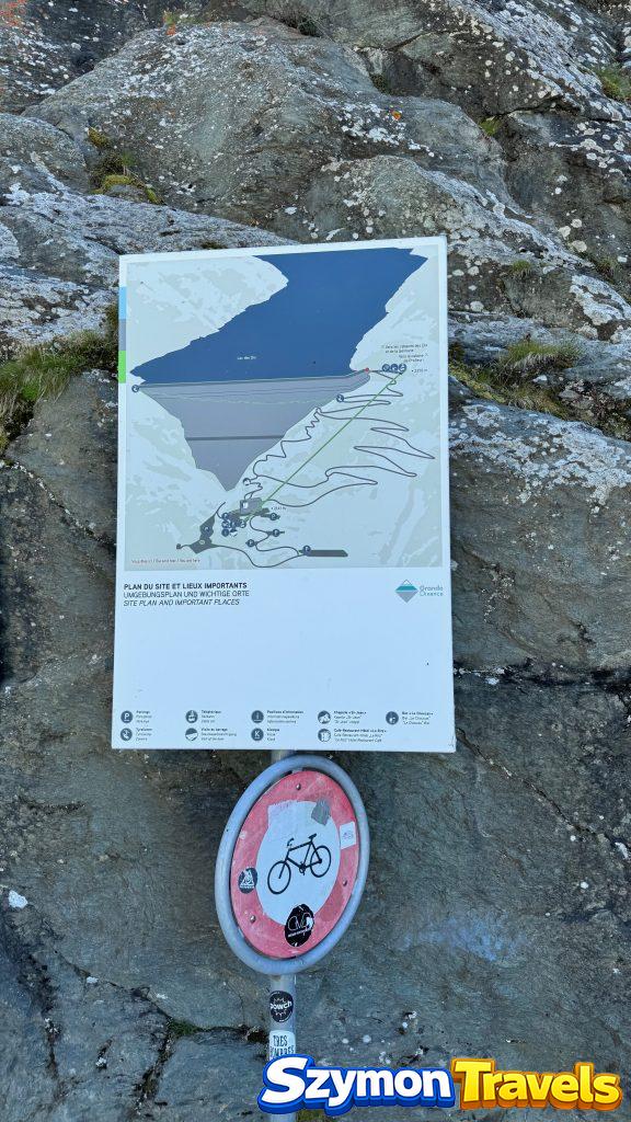 Plan terenu Grande Dixence z oznaczeniem kolejki, zapory i Lac des Dix