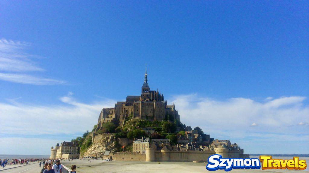Mont-Saint-Michel w Normandii: opactwo między niebem a przypływem i nasza przygoda z angielską bombardą