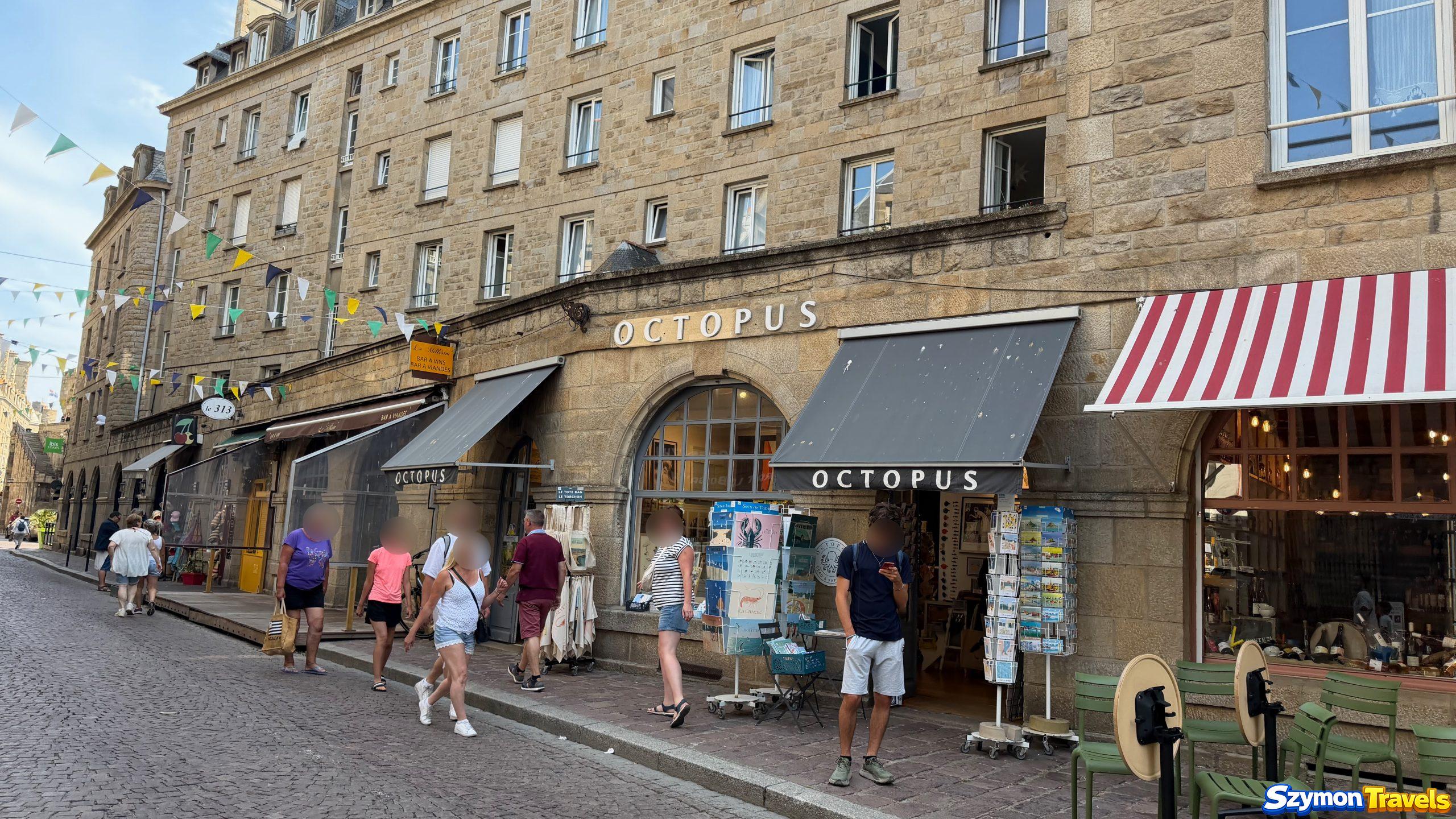 Sklepy z pamiątkami i lokalami w Saint-Malo Intra-Muros