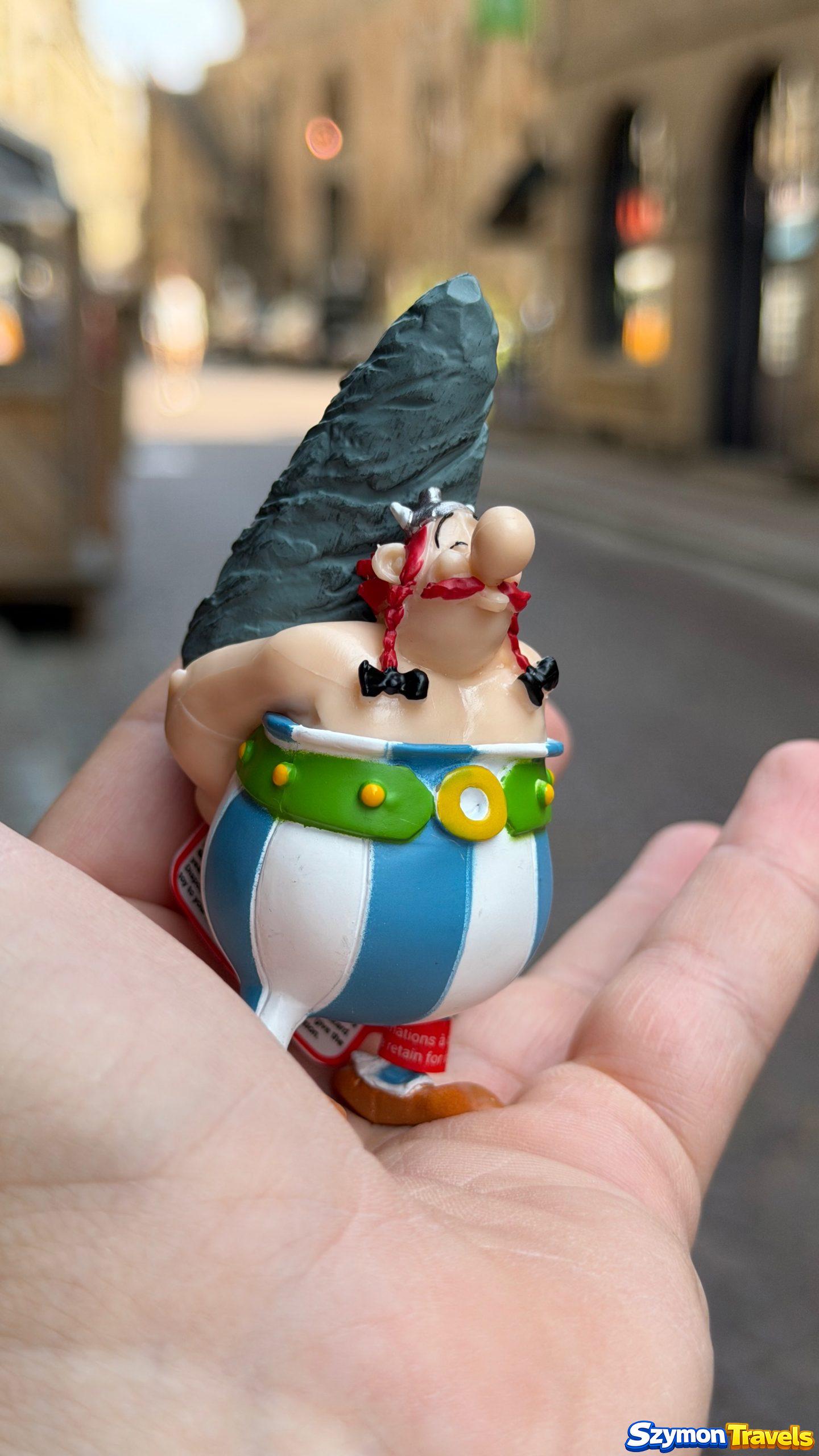 Detal ze starego miasta Saint-Malo podczas rodzinnego spaceru
