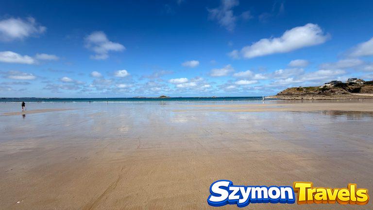 Plage du Pont w Saint-Malo – spokojna plaża, pływy, parking i rodzinne plażowanie
